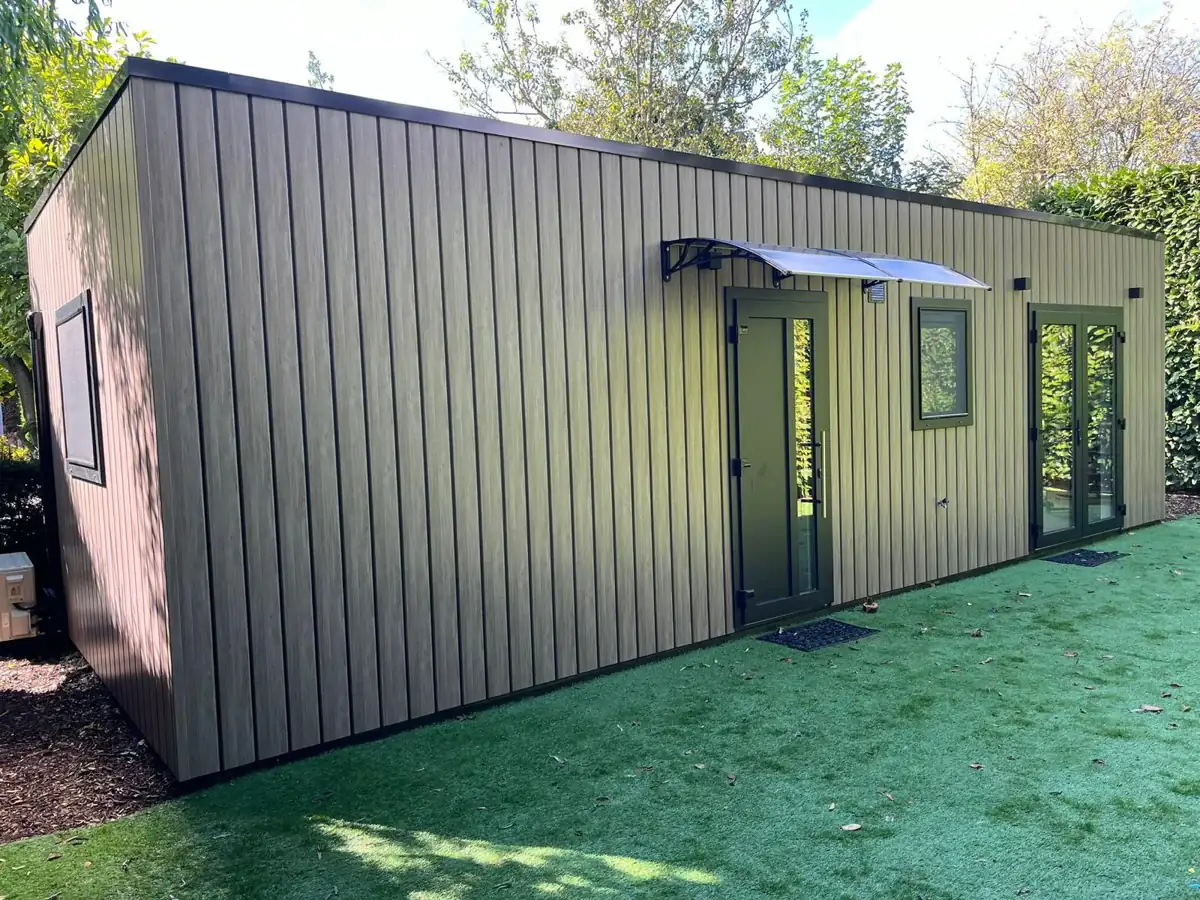 Chalet met veranda — gerealiseerd door BBS Systeembouw